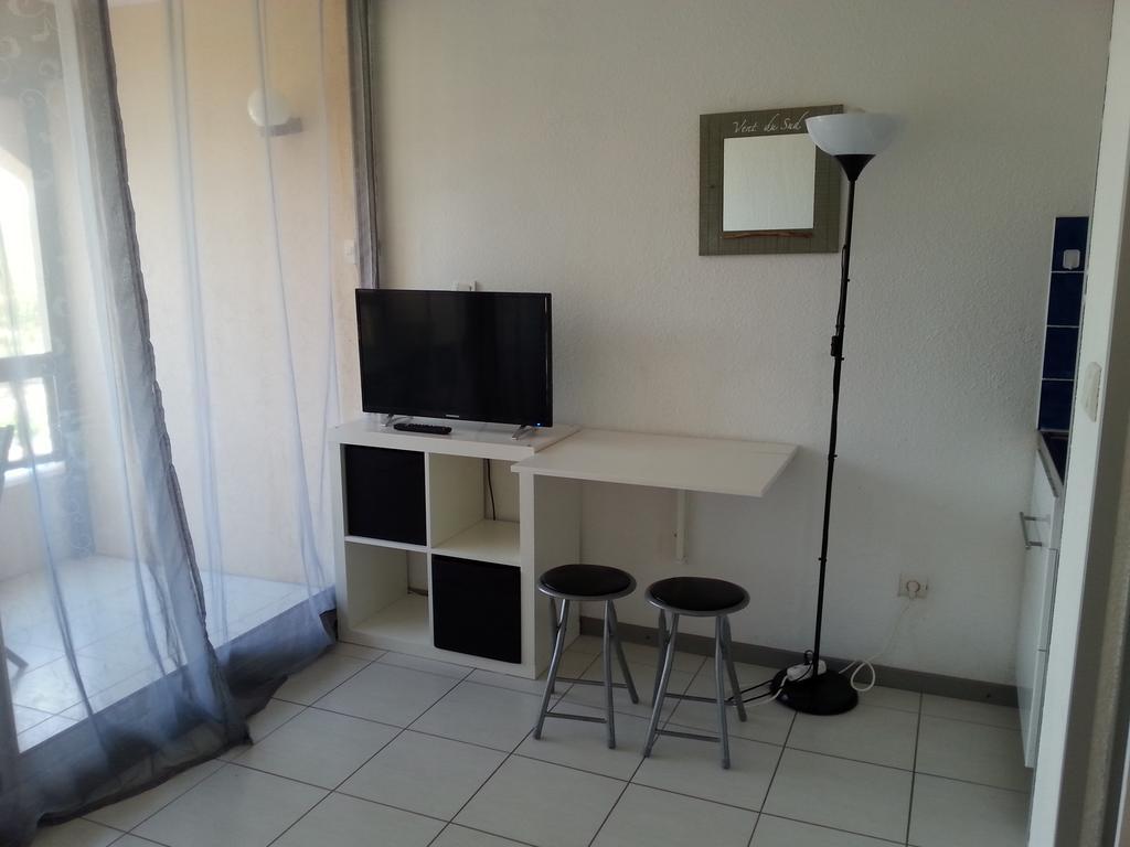Les Amarines : Numero 109 Apartment Gruissan Exterior photo